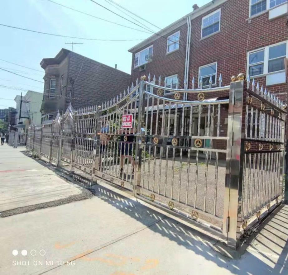 Silva Iron Works custom gate
